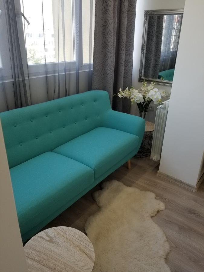 Studio Angel Stan Na Dan Novi Sad Extérieur photo